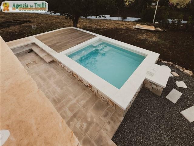 Image No.55-Trullo de 2 chambres à vendre à Martina Franca