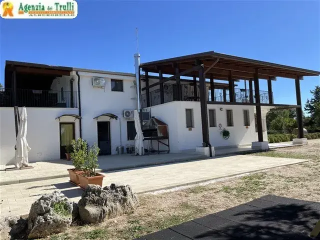 Image No.3-Propriété de pays de 7 chambres à vendre à Cassano delle Murge