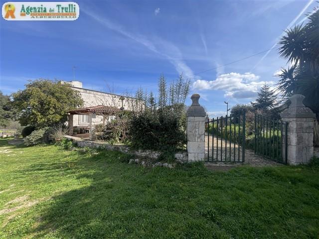 Image No.4-Ferme de 4 chambres à vendre à Martina Franca