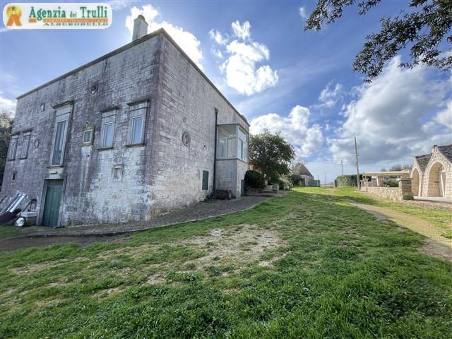 Image No.9-Ferme de 4 chambres à vendre à Martina Franca