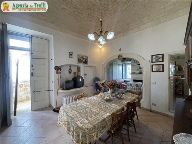 Image No.16-Ferme de 4 chambres à vendre à Martina Franca