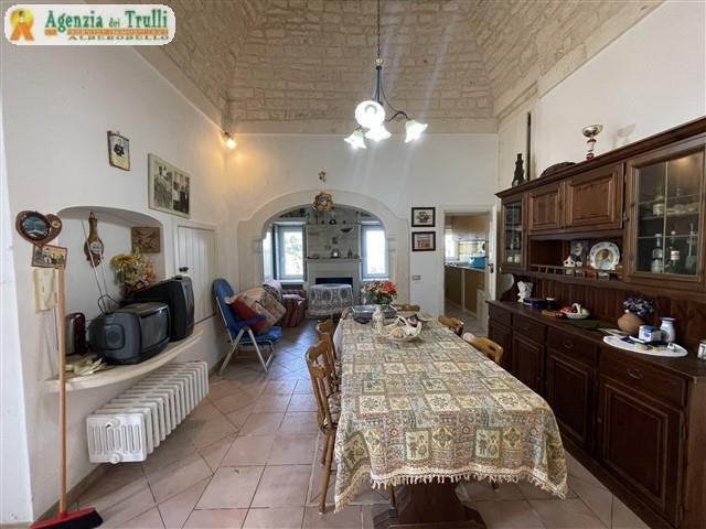 Image No.21-Ferme de 4 chambres à vendre à Martina Franca