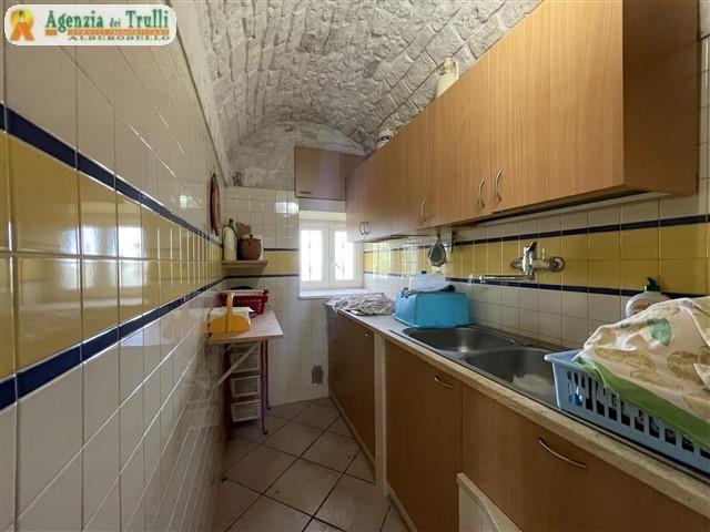 Image No.28-Ferme de 4 chambres à vendre à Martina Franca