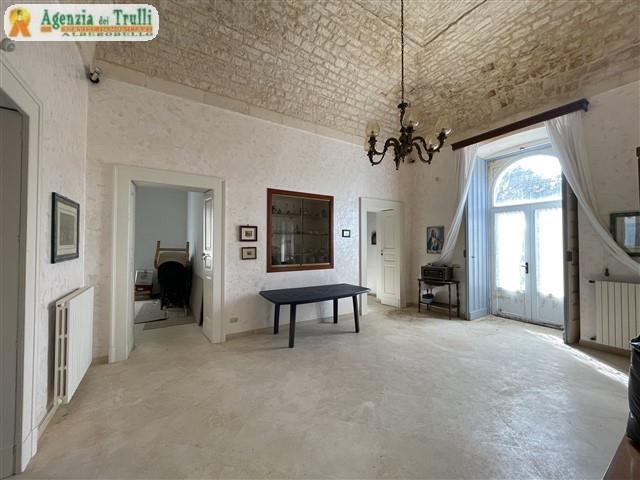 Image No.30-Ferme de 4 chambres à vendre à Martina Franca