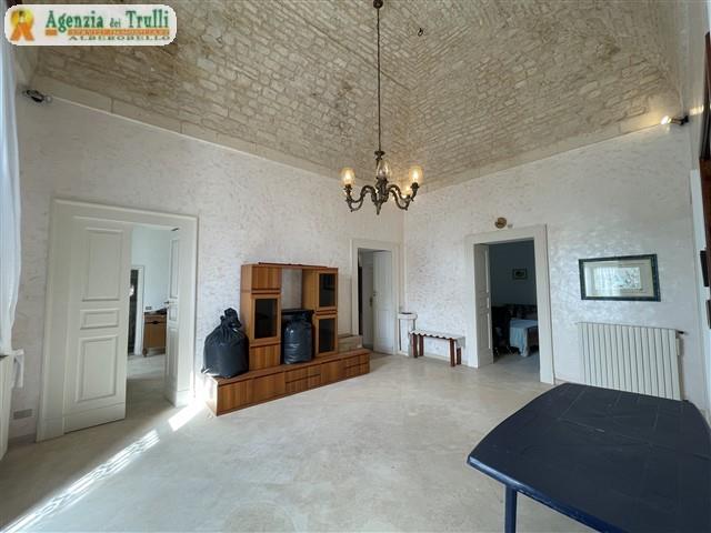 Image No.34-Ferme de 4 chambres à vendre à Martina Franca