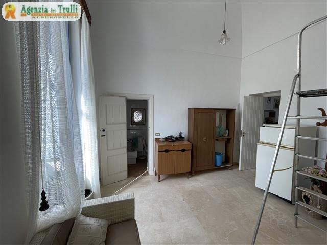 Image No.38-Ferme de 4 chambres à vendre à Martina Franca