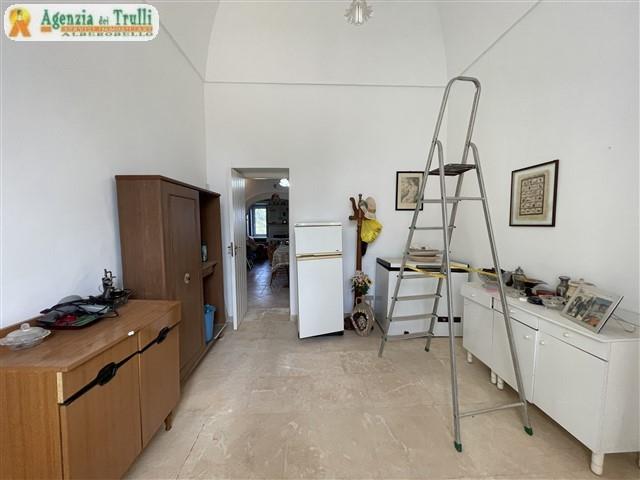 Image No.42-Ferme de 4 chambres à vendre à Martina Franca