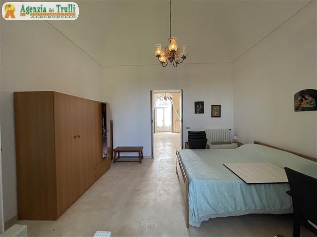 Image No.47-Ferme de 4 chambres à vendre à Martina Franca