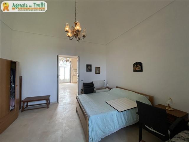 Image No.50-Ferme de 4 chambres à vendre à Martina Franca