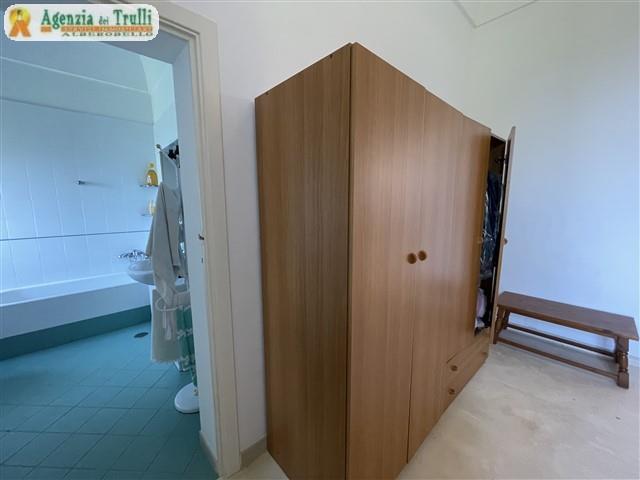 Image No.51-Ferme de 4 chambres à vendre à Martina Franca