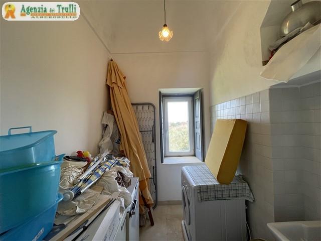 Image No.57-Ferme de 4 chambres à vendre à Martina Franca