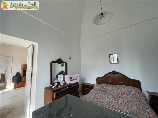 Image No.60-Ferme de 4 chambres à vendre à Martina Franca