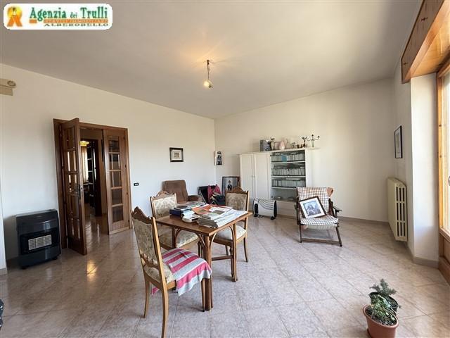 Image No.10-Maison / Villa de 4 chambres à vendre à Alberobello