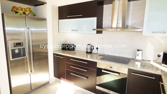 Image No.5-5 Bed Villa for sale