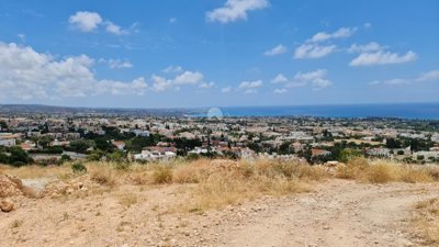 Detached Villa For Sale  in  Peyia