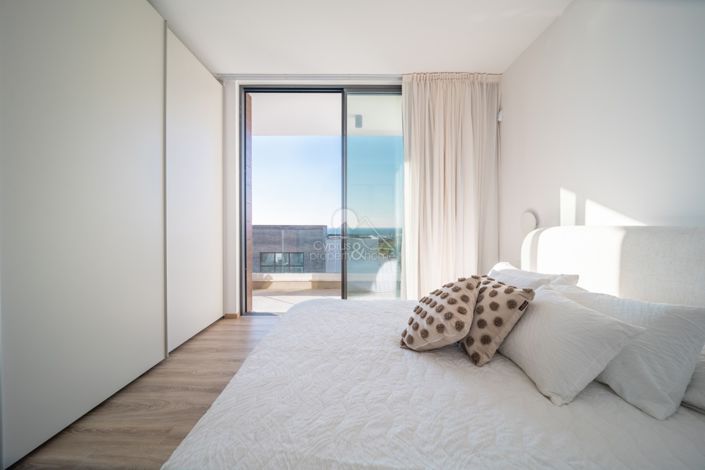 Image No.17-3 Bed Villa for sale