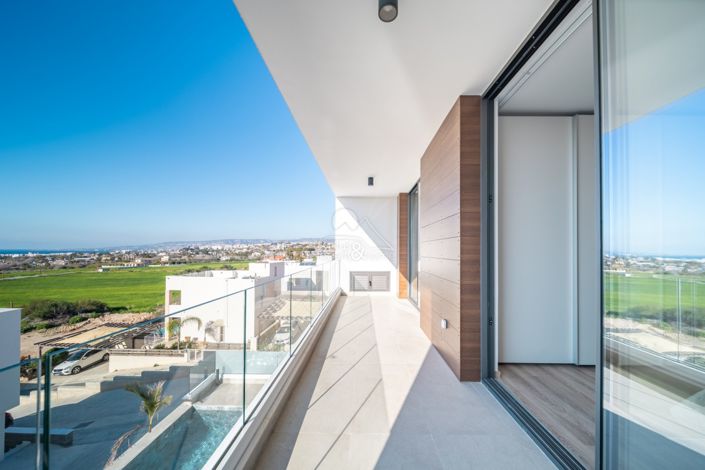 Image No.26-3 Bed Villa for sale