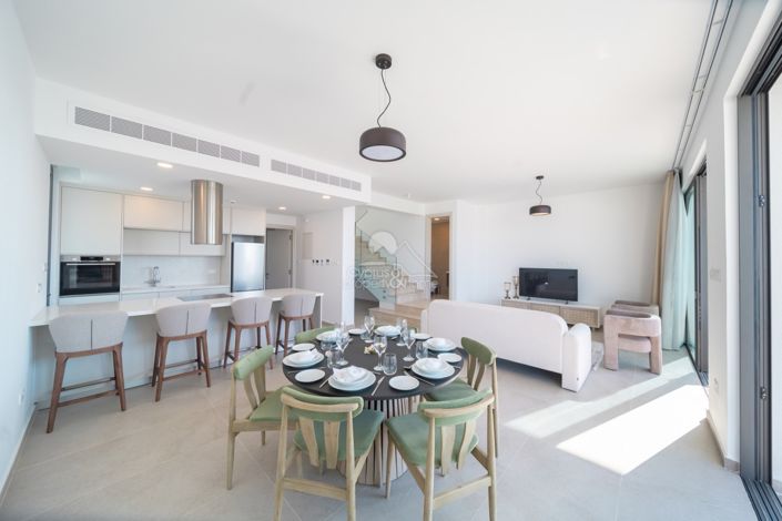 Image No.9-3 Bed Villa for sale