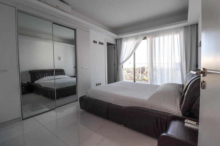 Image No.18-7 Bed Villa for sale