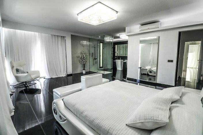 Image No.32-7 Bed Villa for sale