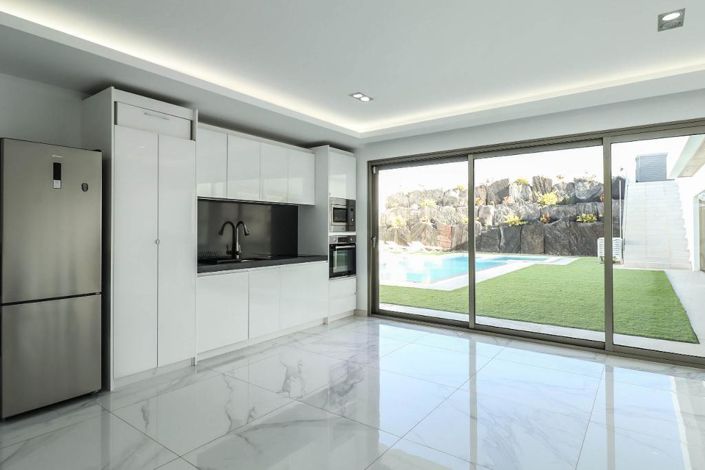 Image No.37-7 Bed Villa for sale