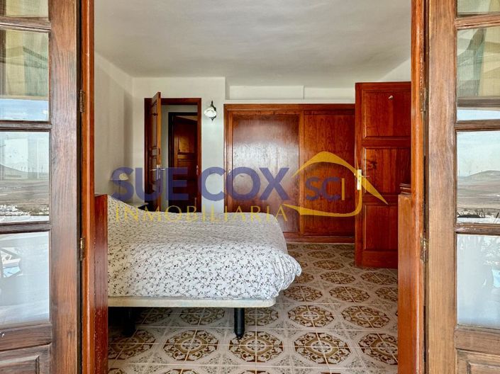 Image No.18-4 Bed Villa for sale