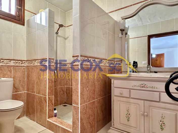 Image No.20-4 Bed Villa for sale