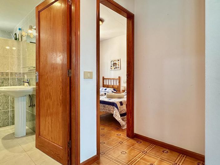 Image No.19-2 Bed Apartment for sale