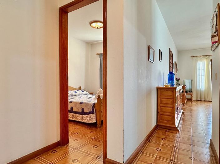 Image No.26-2 Bed Apartment for sale