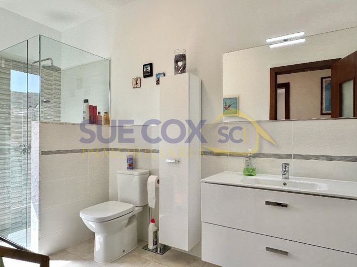 Image No.27-5 Bed Villa for sale