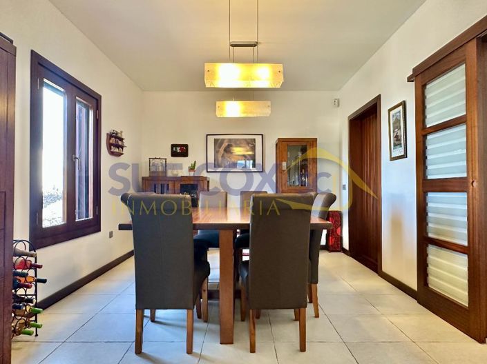 Image No.8-5 Bed Villa for sale