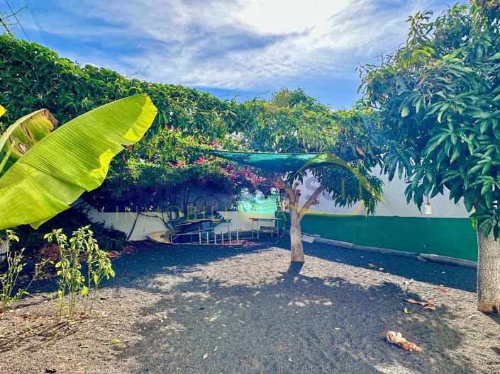 Image No.20-4 Bed House for sale