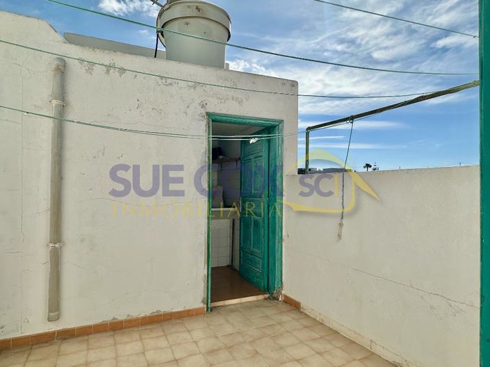 Image No.22-4 Bed House for sale