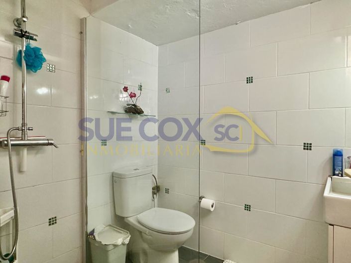 Image No.34-4 Bed House for sale