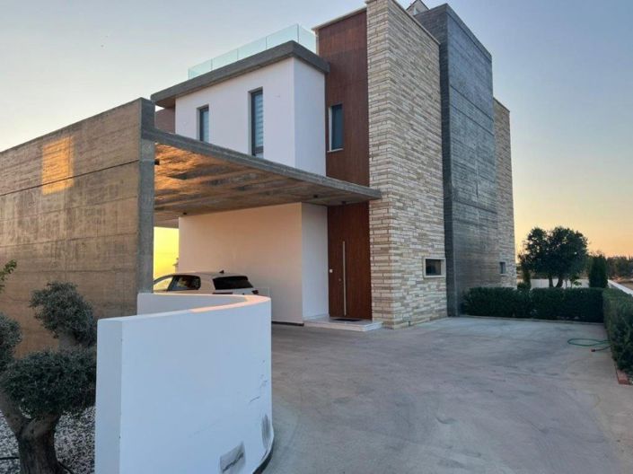 Image No.2-Villa de 4 chambres à vendre à Sea Caves