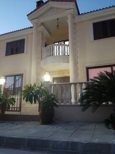 Image No.3-4 Bed Villa for sale