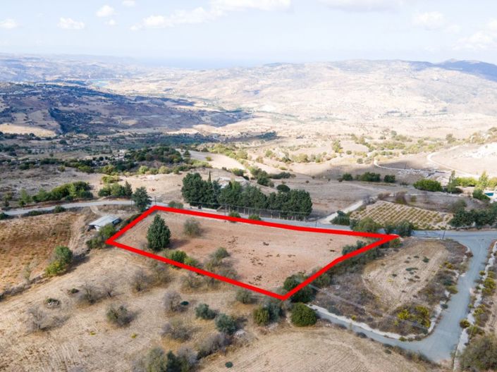 Image No.2-Terre à vendre à Fyti