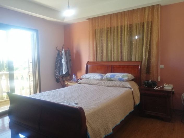 Image No.8-Villa de 4 chambres à vendre à Koloni