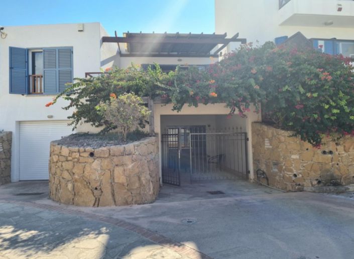 Image No.2-Villa de 5 chambres à vendre à Chlorakas