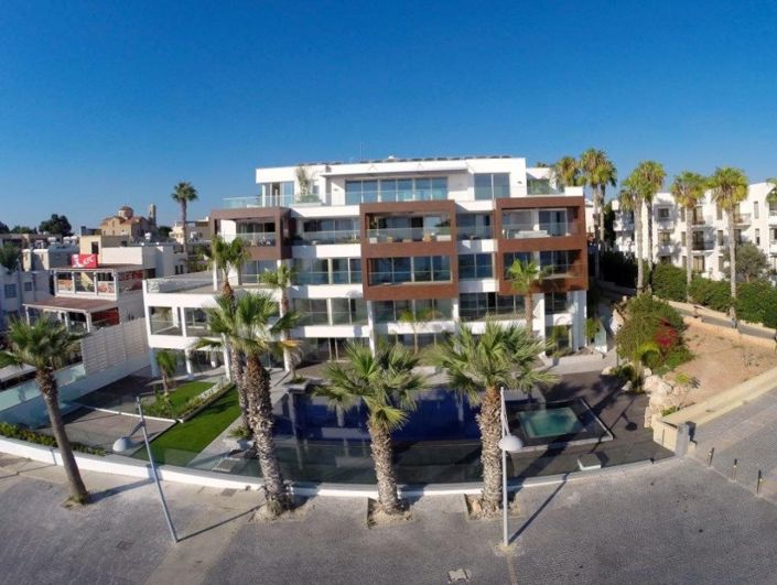 Image No.2-9 Bed Apartment for sale