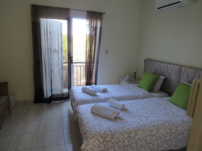 Image No.7-Maison de ville de 6 chambres à vendre à Tombs of the Kings