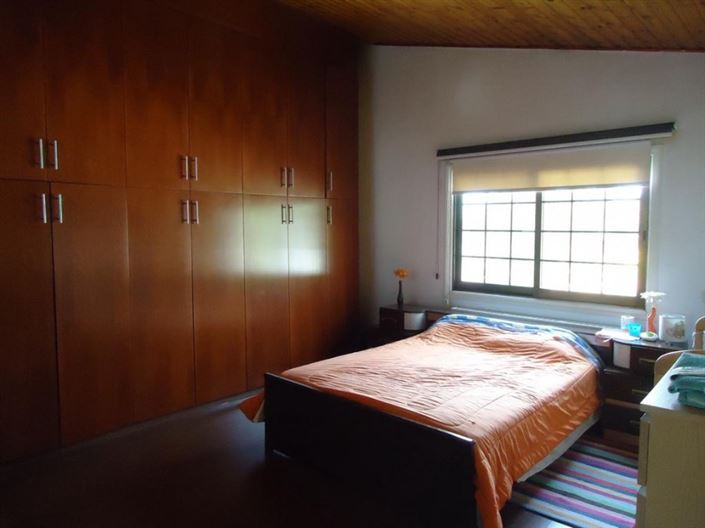 Image No.10-Maison de 5 chambres à vendre à Yeroskipou