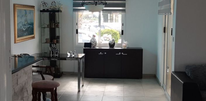 Image No.5-Villa de 4 chambres à vendre à Chlorakas