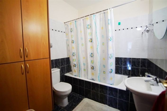 Image No.10-3 Bed Apartment for sale