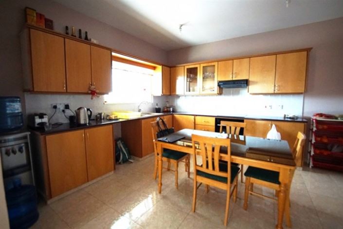 Image No.3-3 Bed Apartment for sale