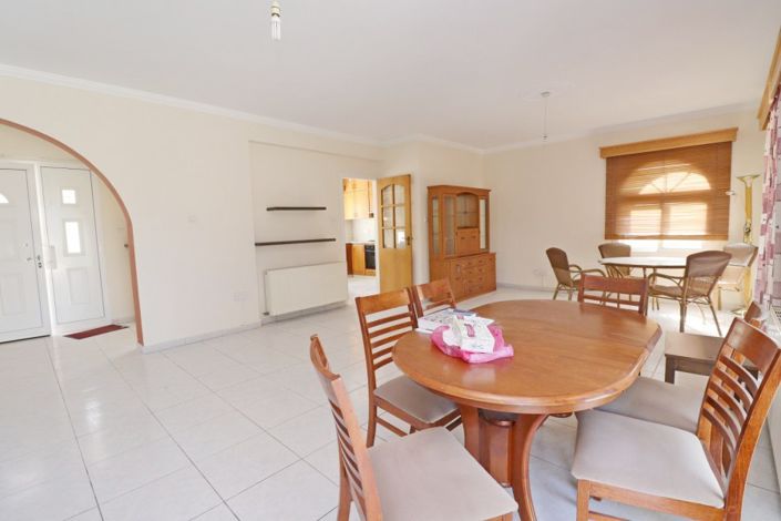 Image No.5-3 Bed Villa for sale