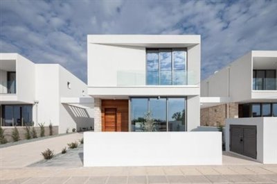 Detached Villa For Sale  in  Empa