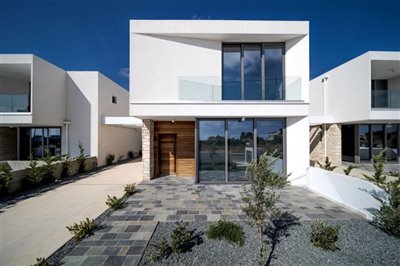 Detached Villa For Sale  in  Empa