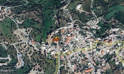 Residential Land  For Sale  in  Peristerona