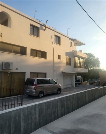 Image No.2-Commercial à vendre à Kato Paphos